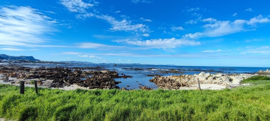 5 Bedroom Property for Sale in Kleinbaai Western Cape